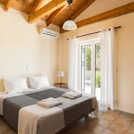 Superb Paxos | 2 Bedrooms | Kazekage | Breathtaking Sea/gaios Views And Private Pool | Loggos Gaios